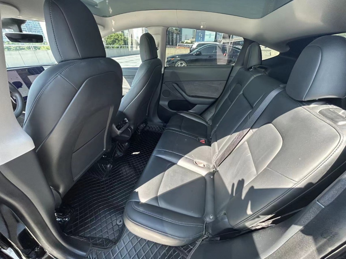 Tesla Model Y 2021 #4 Tesla Model Y 2021 car image #4
