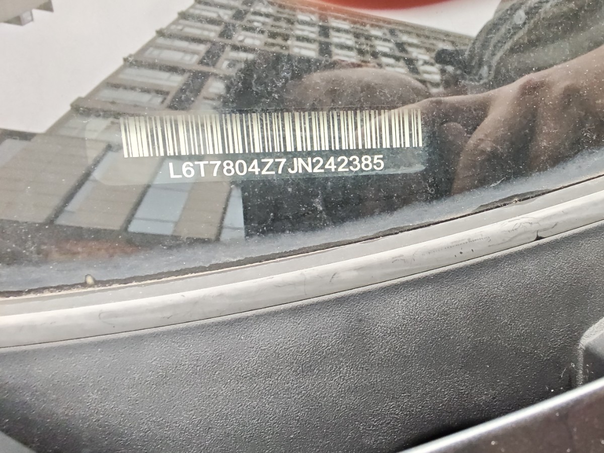 GEELY Binray 2018 car image #10