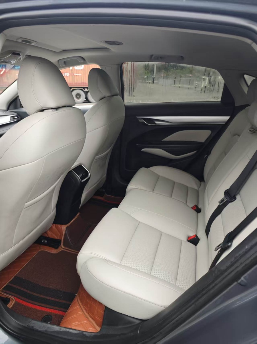 GEELY Binray 2018 car image #8