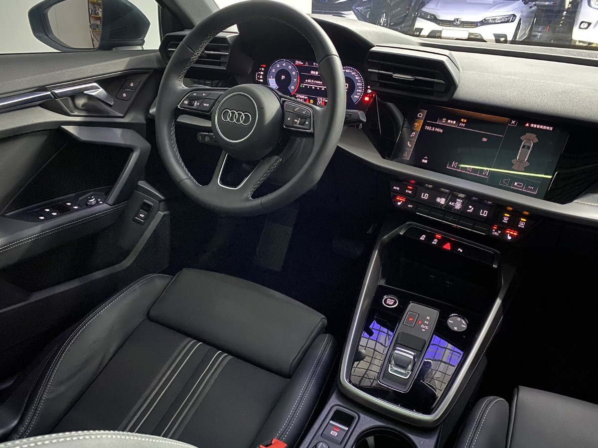 Audi A3 2023 car image #11