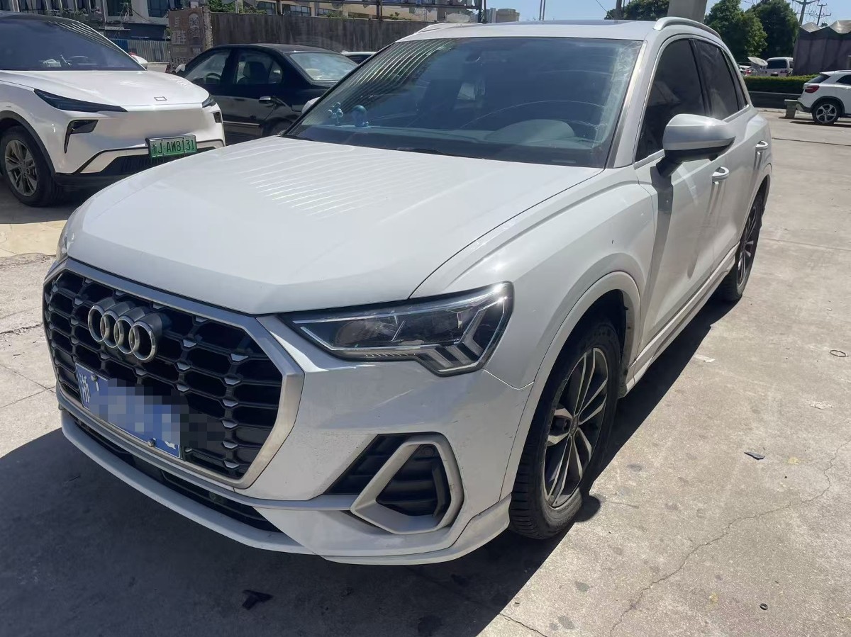 Audi Q3 2021 Audi Q3 2021 car image