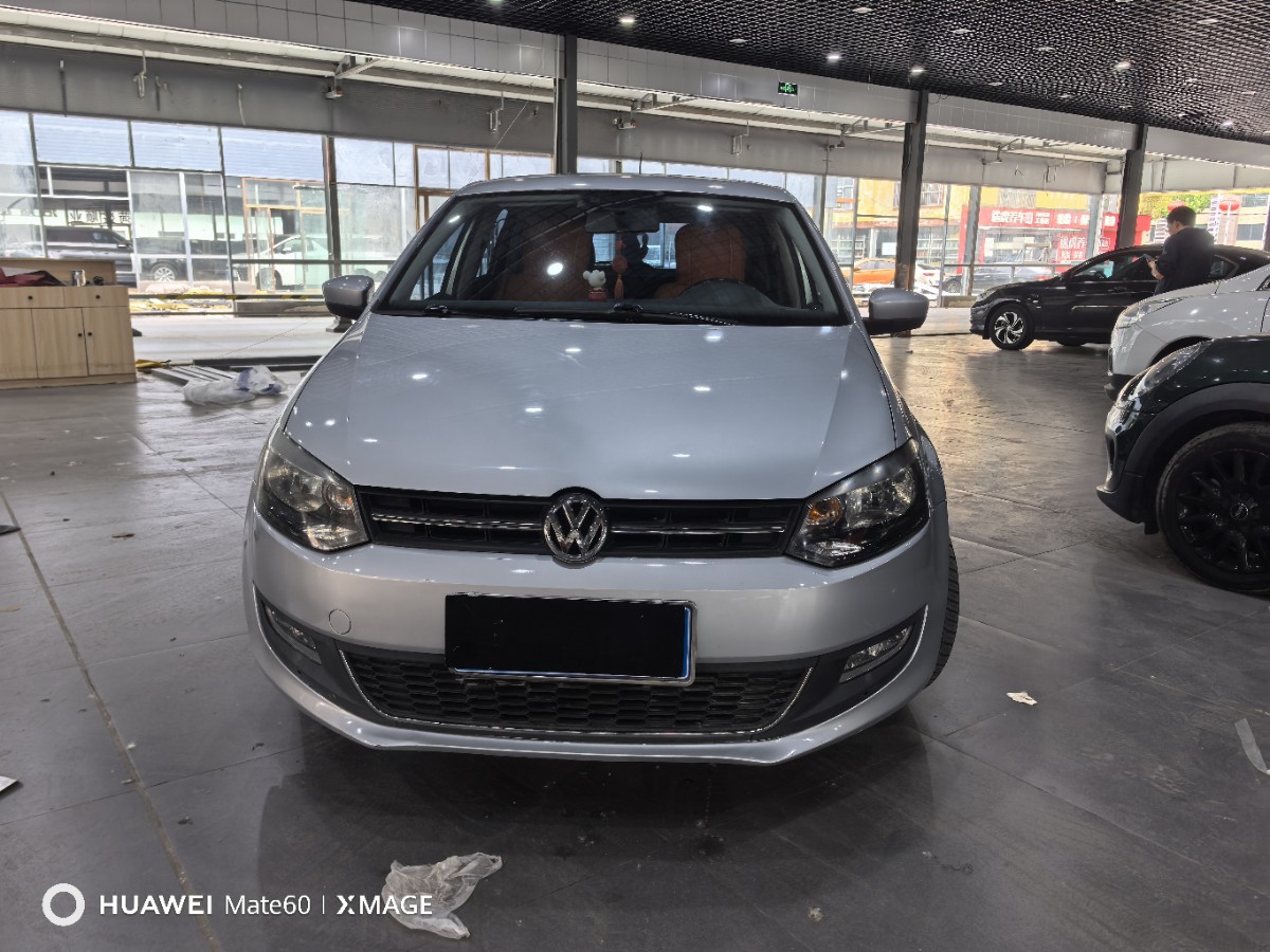 Volkswagen Polo 2011 #2 Volkswagen Polo 2011 car image #2