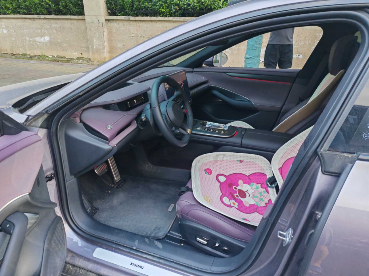MI SU7 2024 car image #2