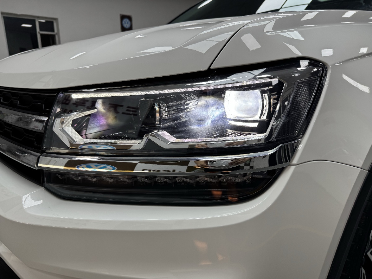 Volkswagen Tharu 2022 car image #22