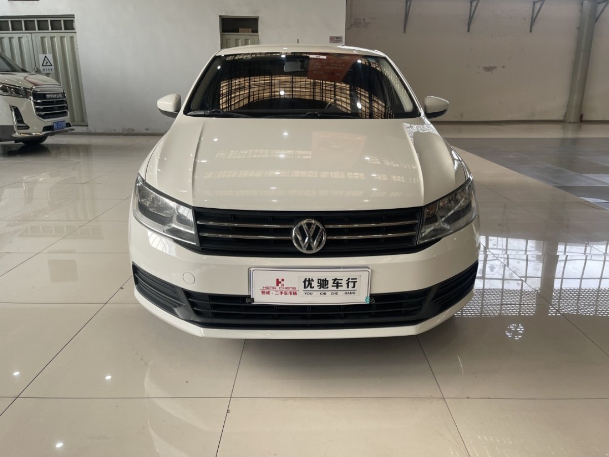 Volkswagen Santana 2017 car image #3