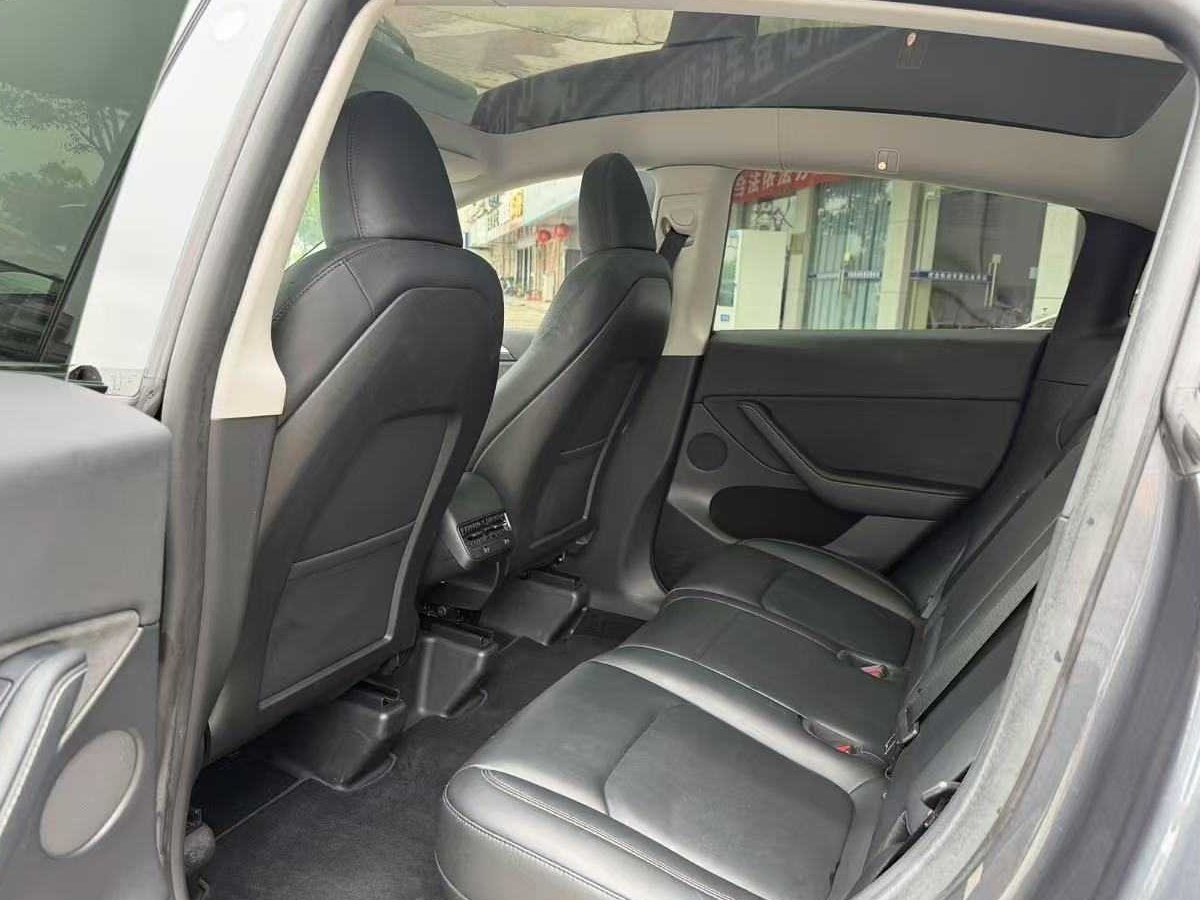 Tesla Model Y 2022 car image #8