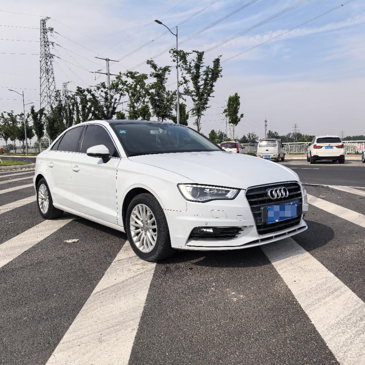 Audi A3 2017 car image #3
