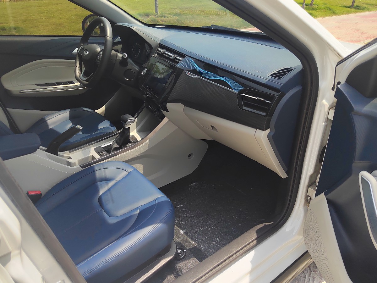 Chery Tiggo 3x 2023 car image #14