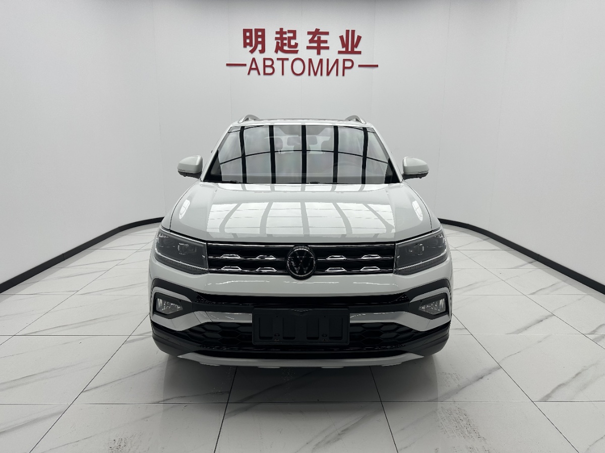 Volkswagen T-Cross 2023 car image #2
