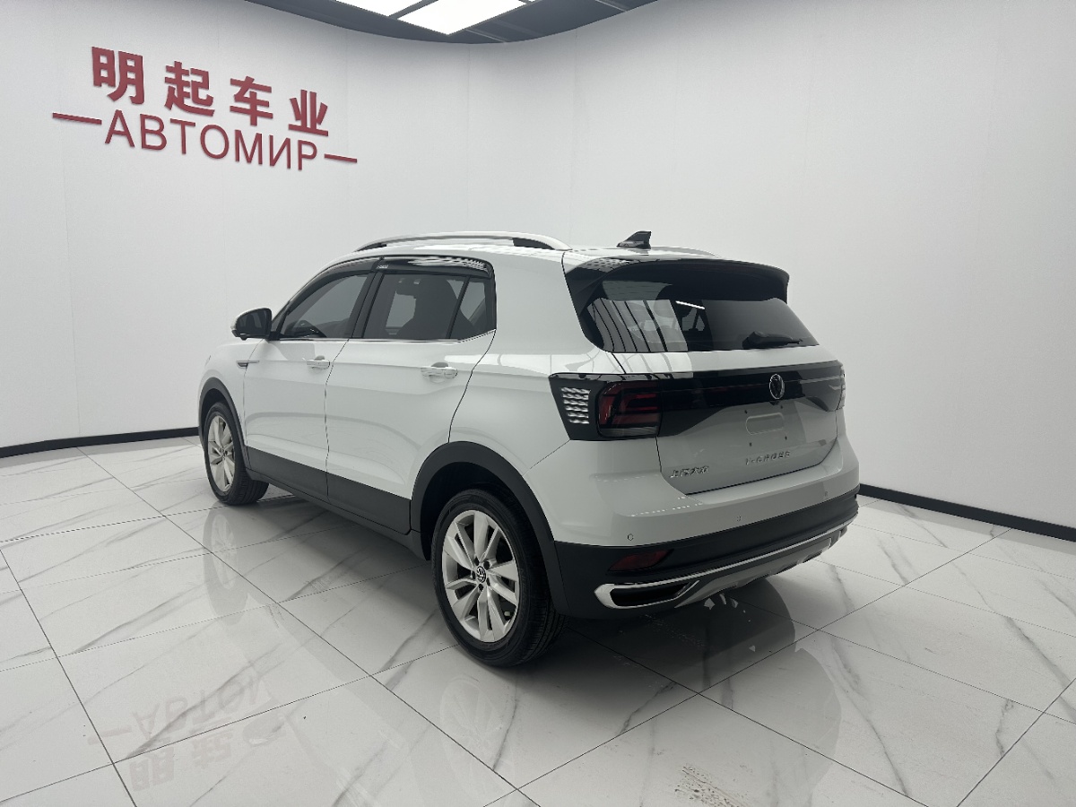 Volkswagen T-Cross 2023 car image #8