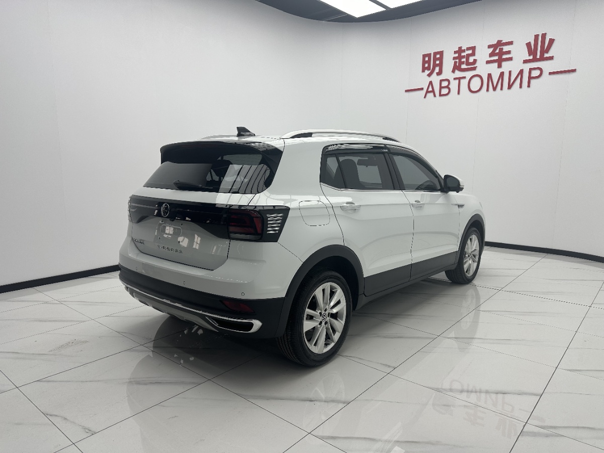 Volkswagen T-Cross 2023 car image #9