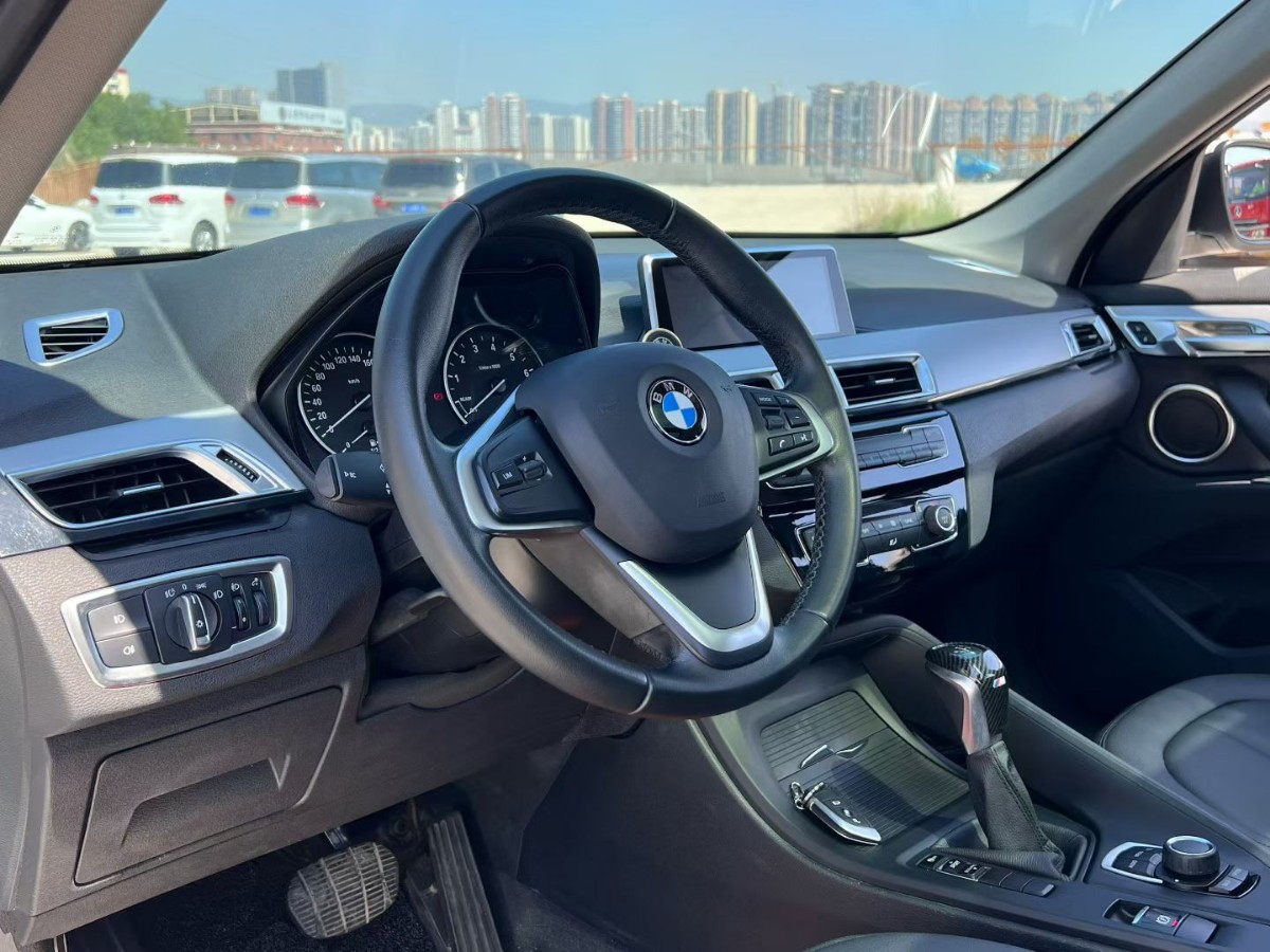 BMW X1 2016 #4 BMW X1 2016 car image #4