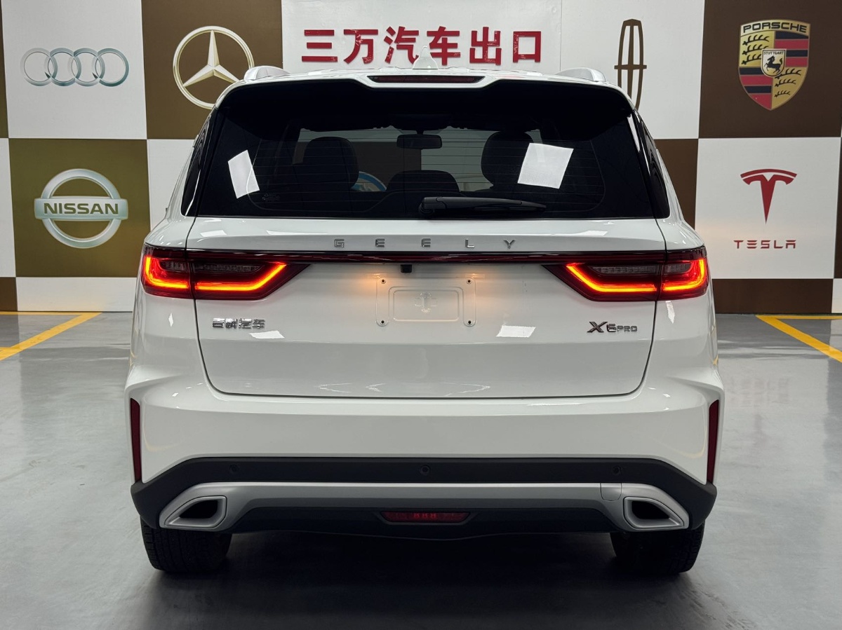 GEELY Vision X6 2023 car image #5