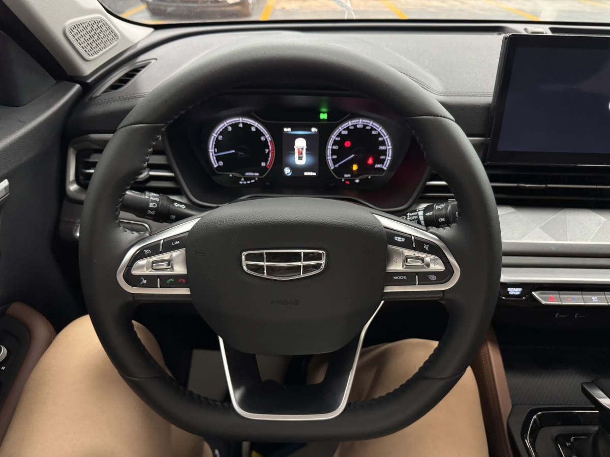 GEELY Vision X6 2023 car image #11