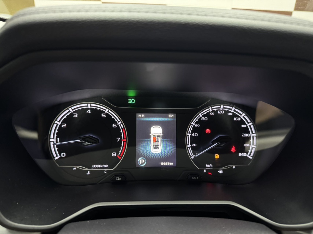 GEELY Vision X6 2023 car image #20