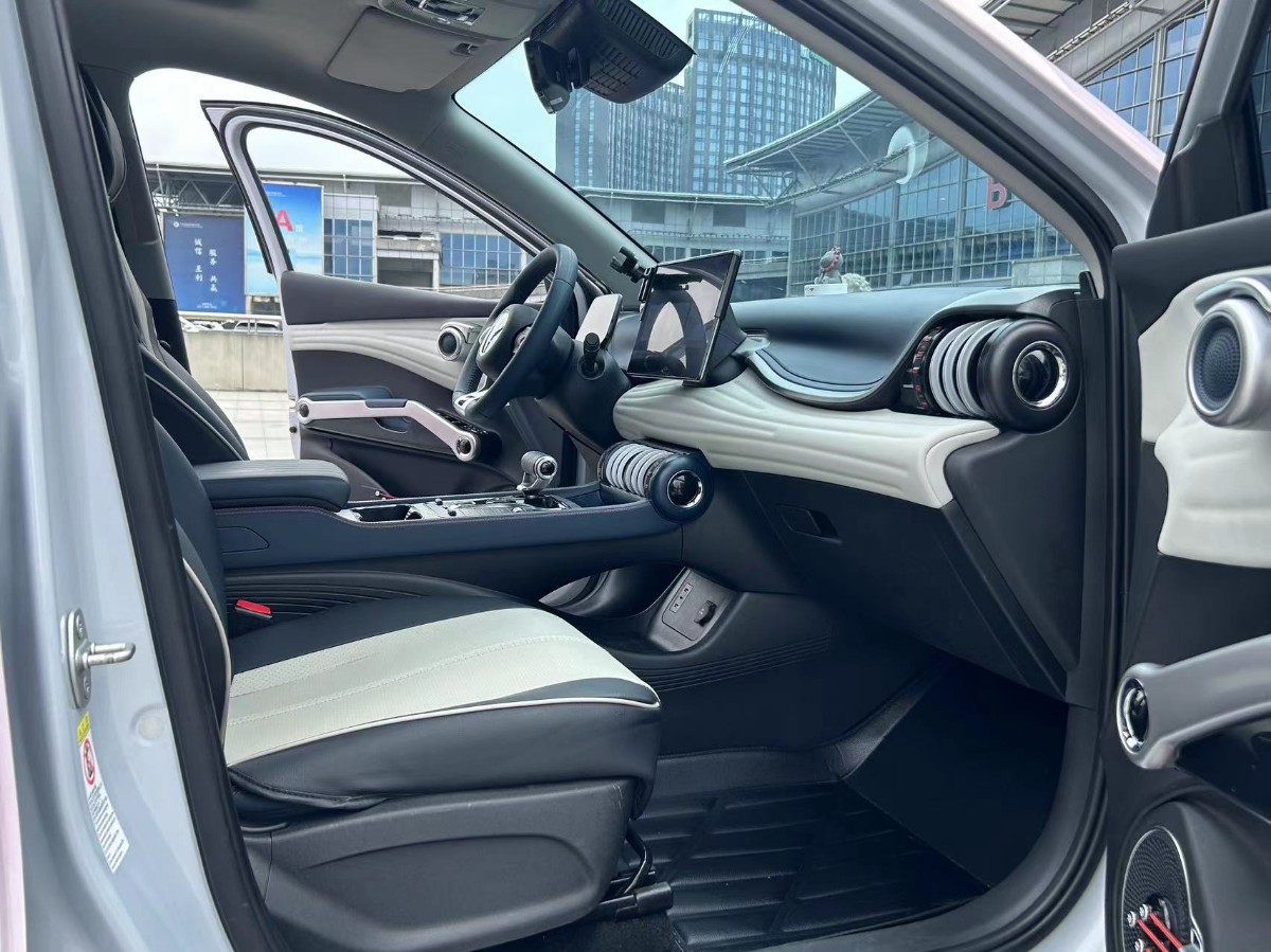 BYD Yuan Plus 2023 car image #3