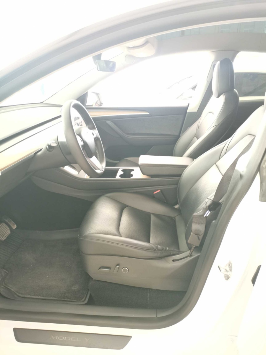 Tesla Model Y 2022 #7 Tesla Model Y 2022 car image #7