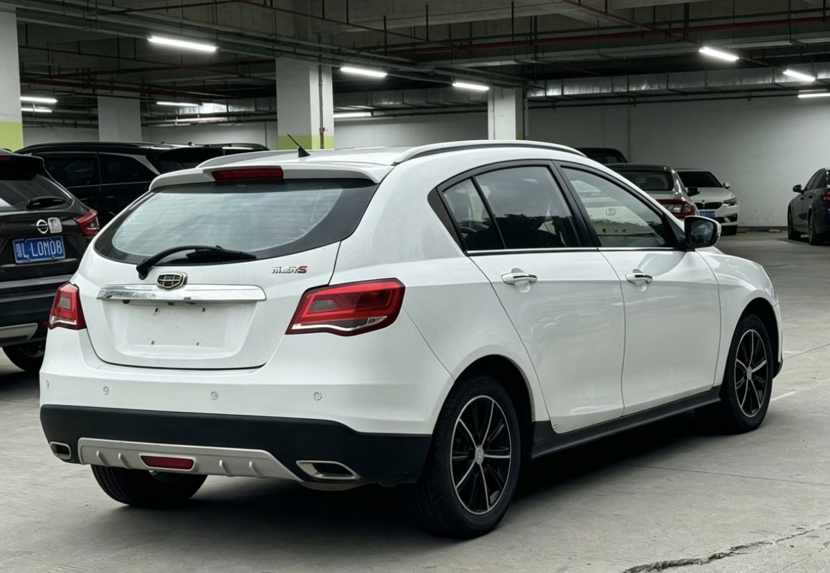 GEELY Emgrand 2016 #4 GEELY Emgrand 2016 car image #4