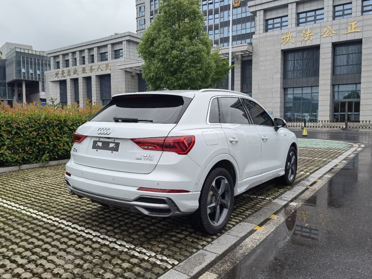 Audi Q3 2023 #5 Audi Q3 2023 car image #5