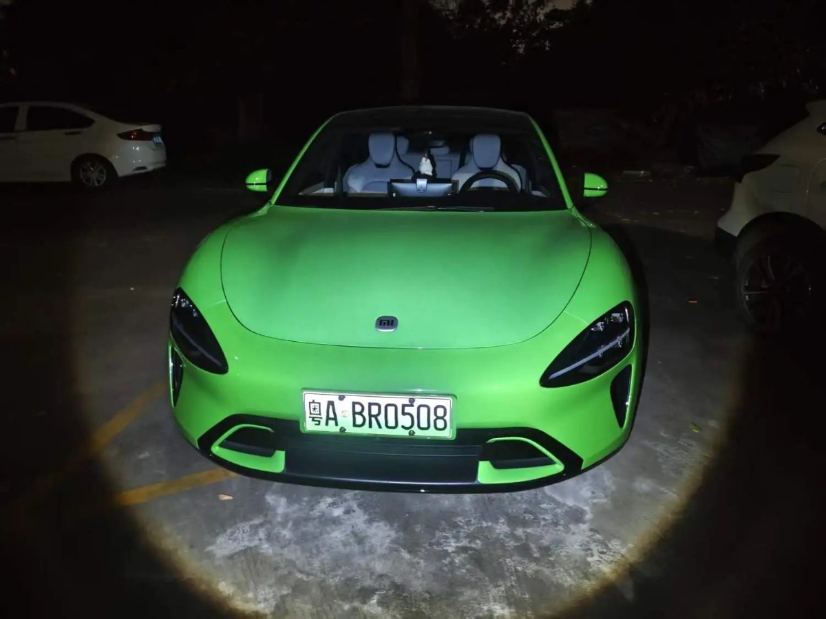 MI SU7 2025 car image #2