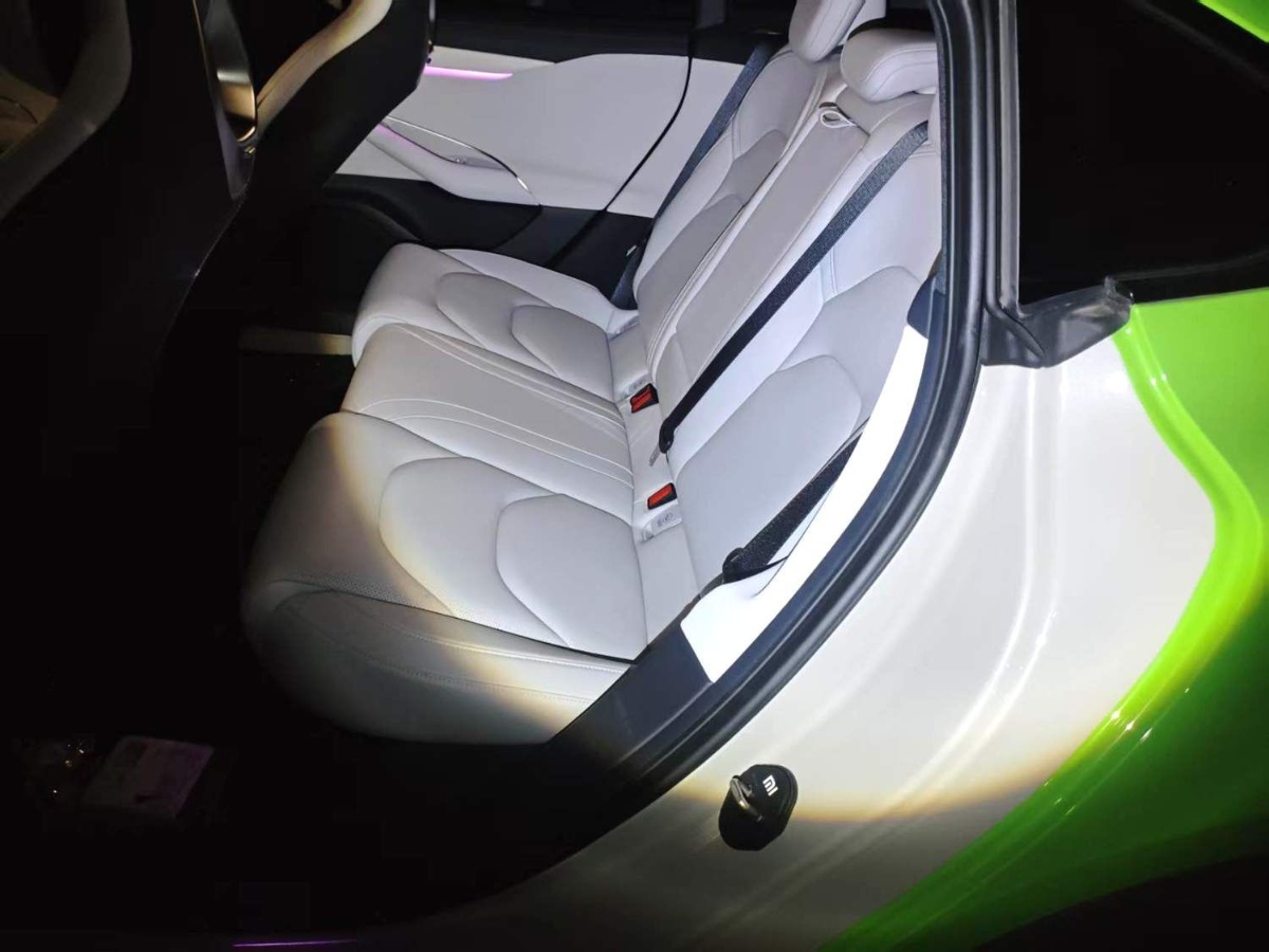 MI SU7 2025 car image #9