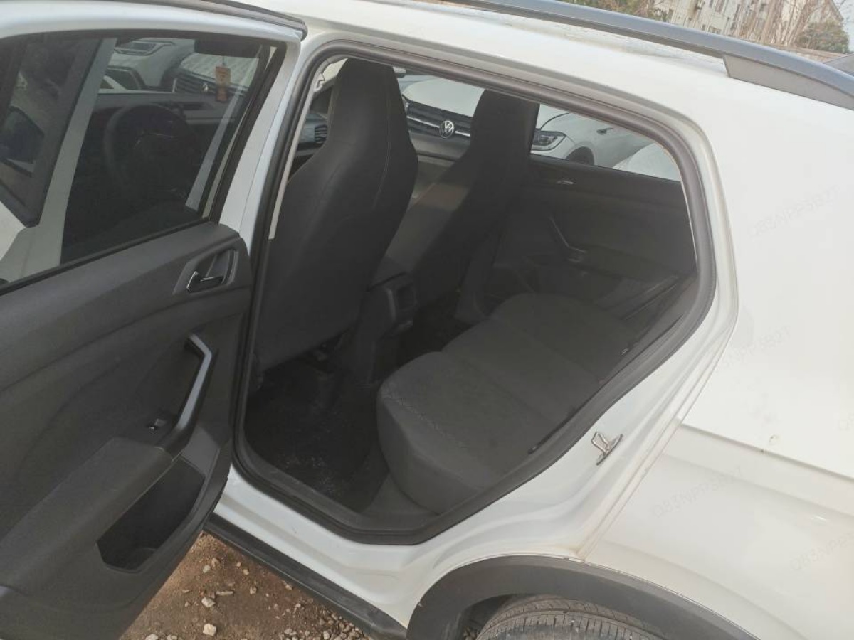 Volkswagen T-Cross 2023 car image #7