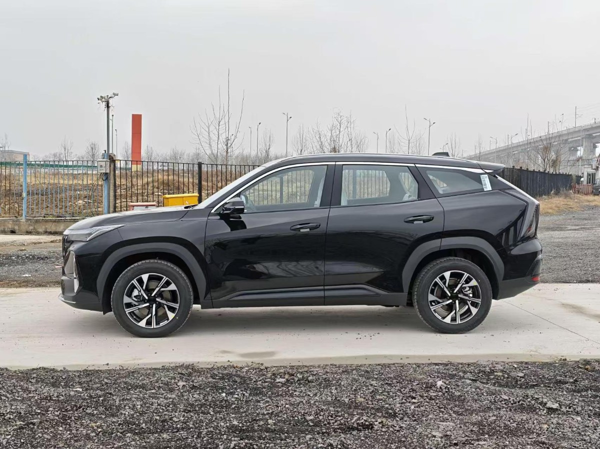 GEELY Boyue L 2026 car image #6