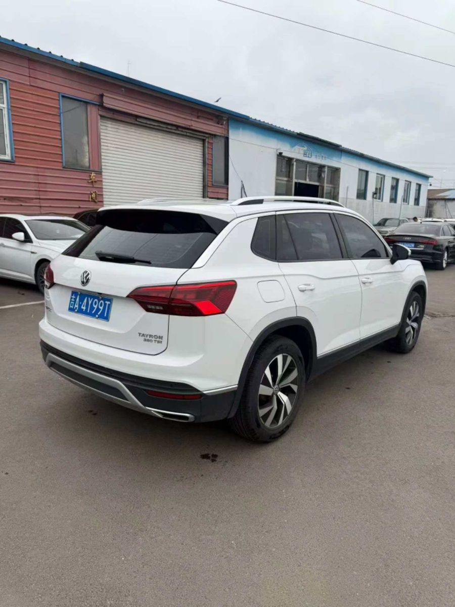 Volkswagen Tayron 2019 #4 Volkswagen Tayron 2019 صورة سيارة #4