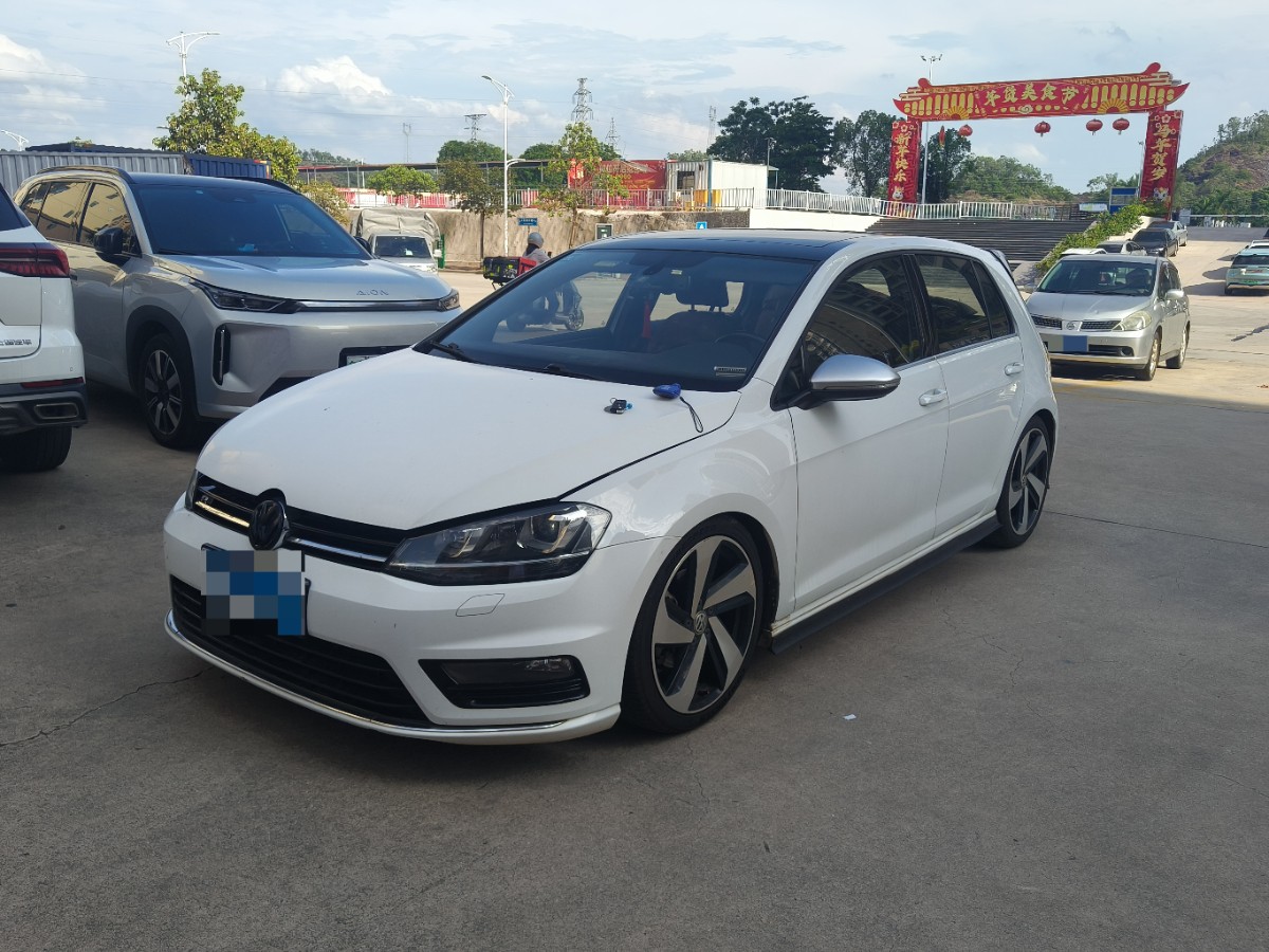 Volkswagen Golf 2016 Volkswagen Golf 2016 car image