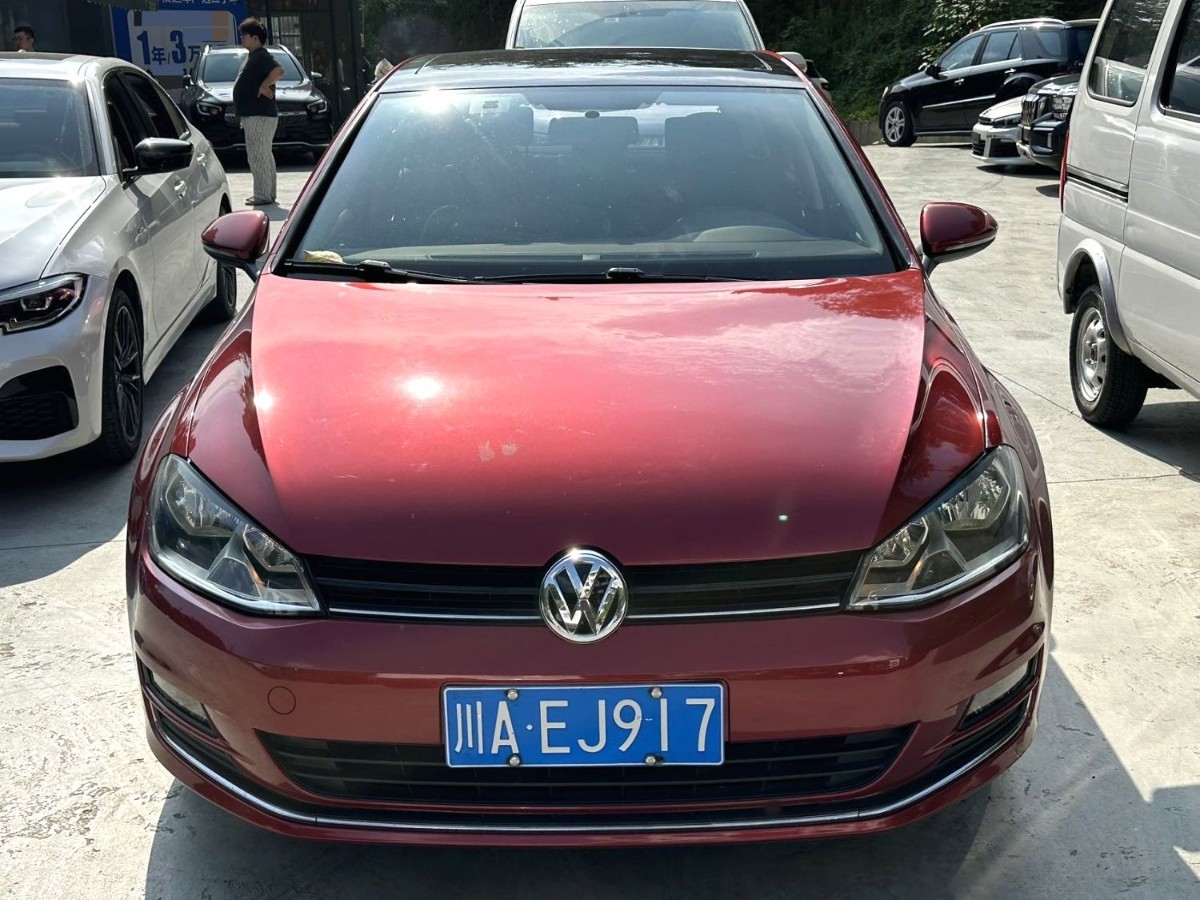 Volkswagen Golf 2015 car image #2