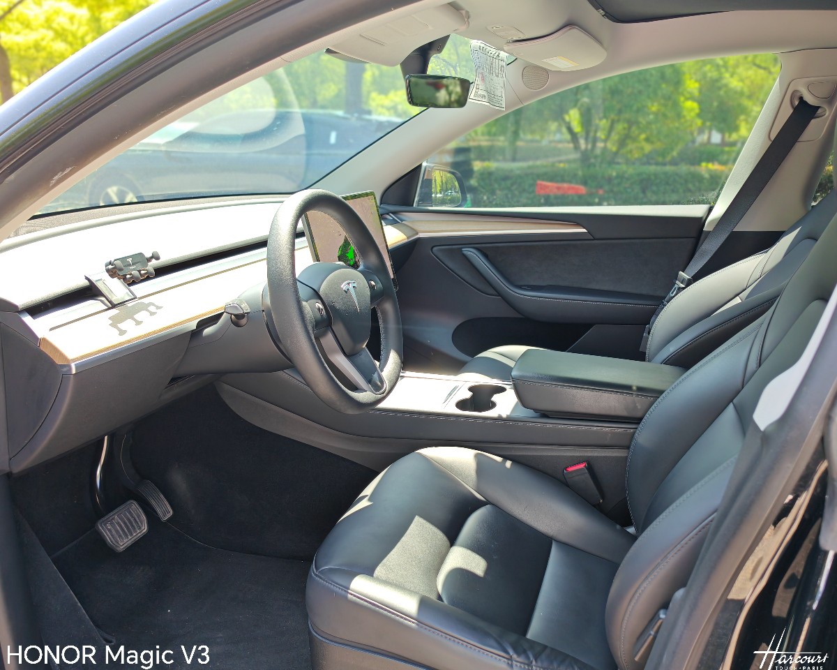 Tesla Model Y 2022 #4 Tesla Model Y 2022 car image #4