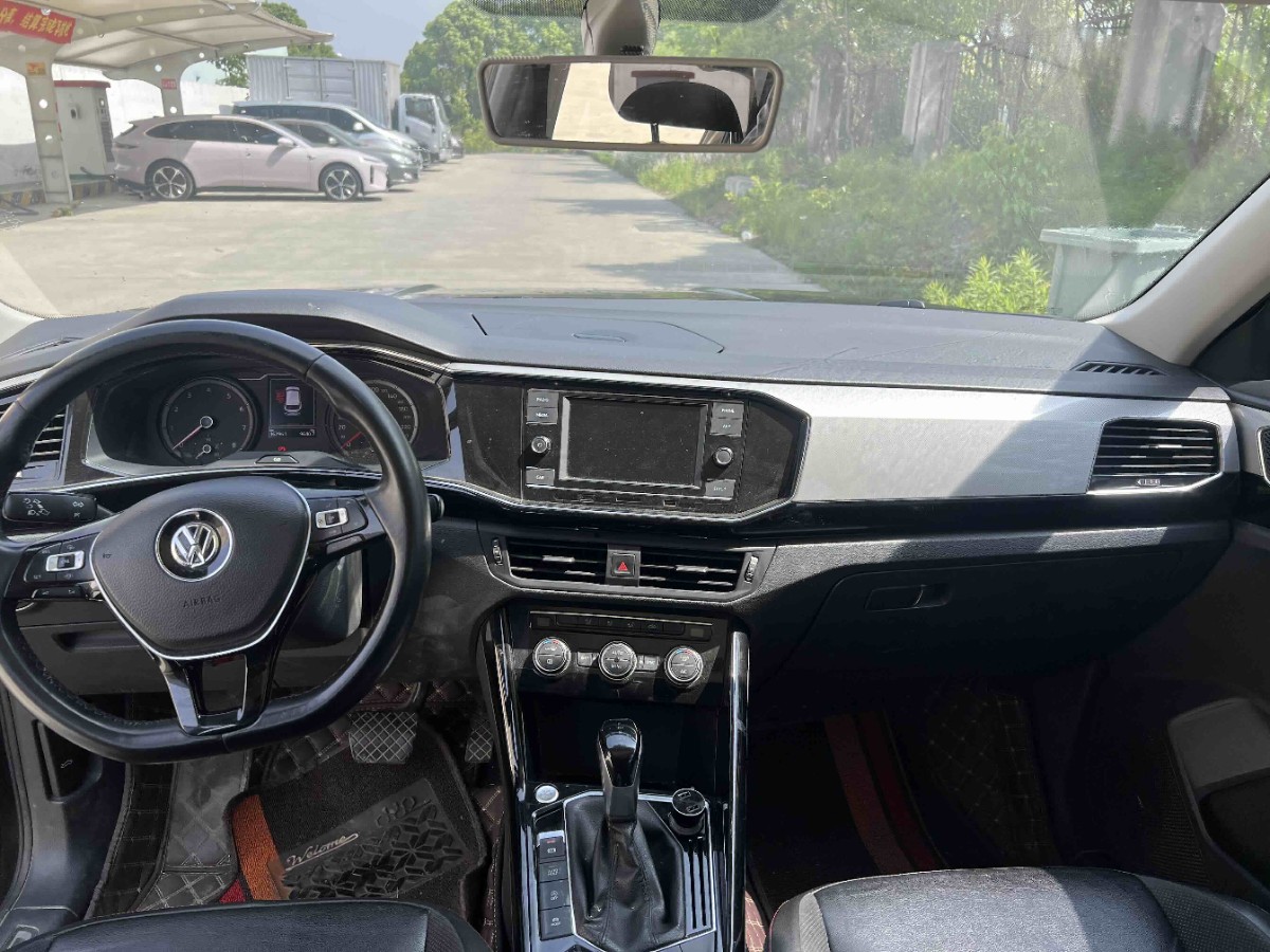 Volkswagen Tayron 2020 #8 Volkswagen Tayron 2020 صورة سيارة #8