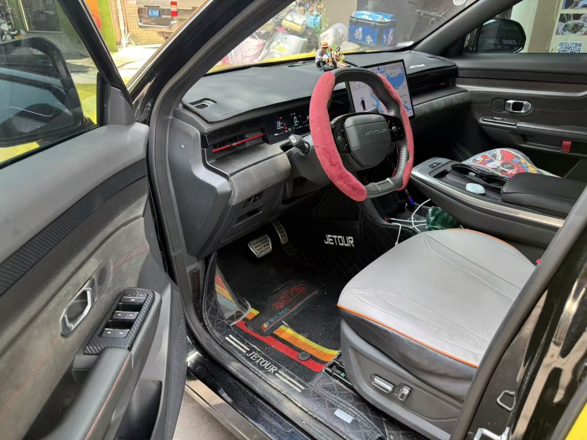 2023 car image #3