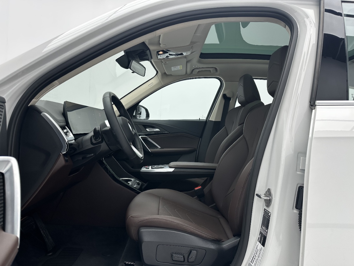 BMW X1 2023 car image #5