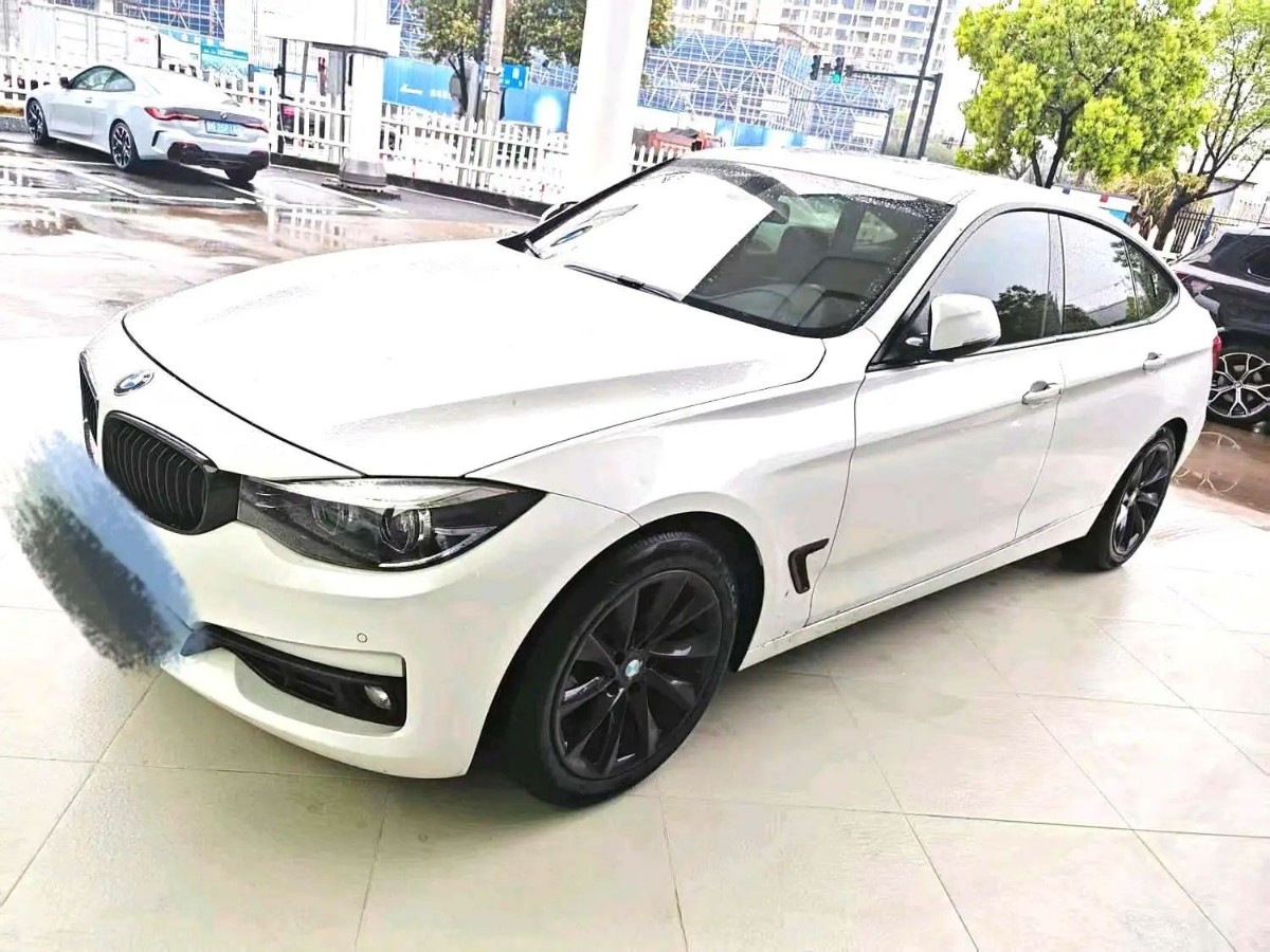 BMW 3 Series GT 2019 car image 