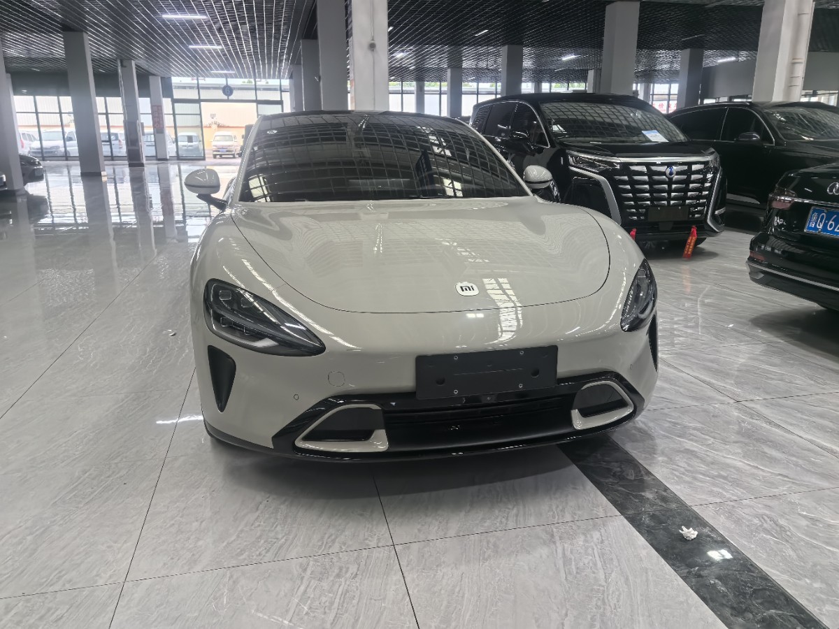 MI SU7 2025 immagine di auto #2