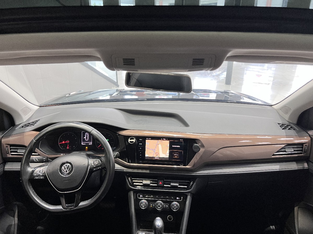 Volkswagen Tharu 2019 #10 Volkswagen Tharu 2019 car image #10