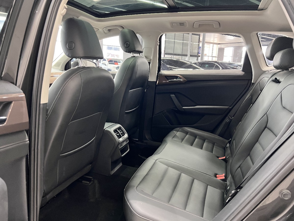 Volkswagen Tharu 2019 #11 Volkswagen Tharu 2019 car image #11