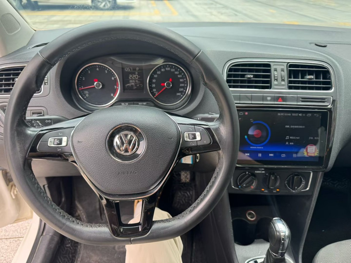 Volkswagen Polo 2017 #9 Volkswagen Polo 2017 car image #9