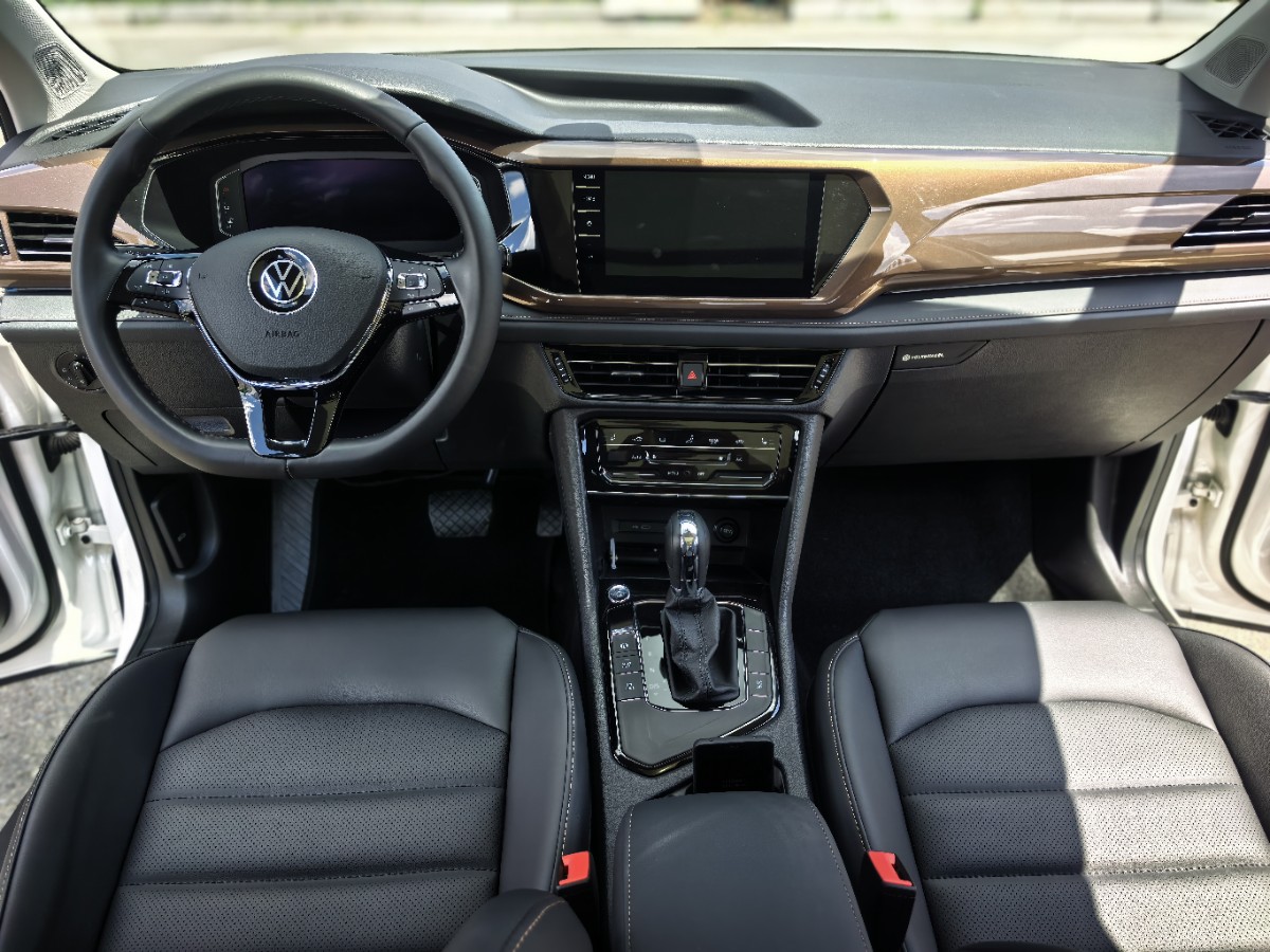 Volkswagen Tharu 2022 #18 Volkswagen Tharu 2022 car image #18