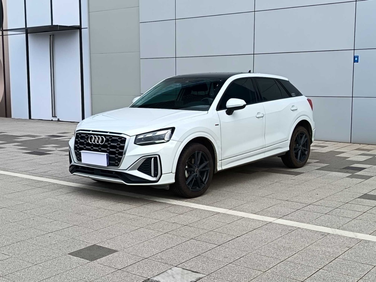 Audi Q3 2022 Audi Q3 2022 car image