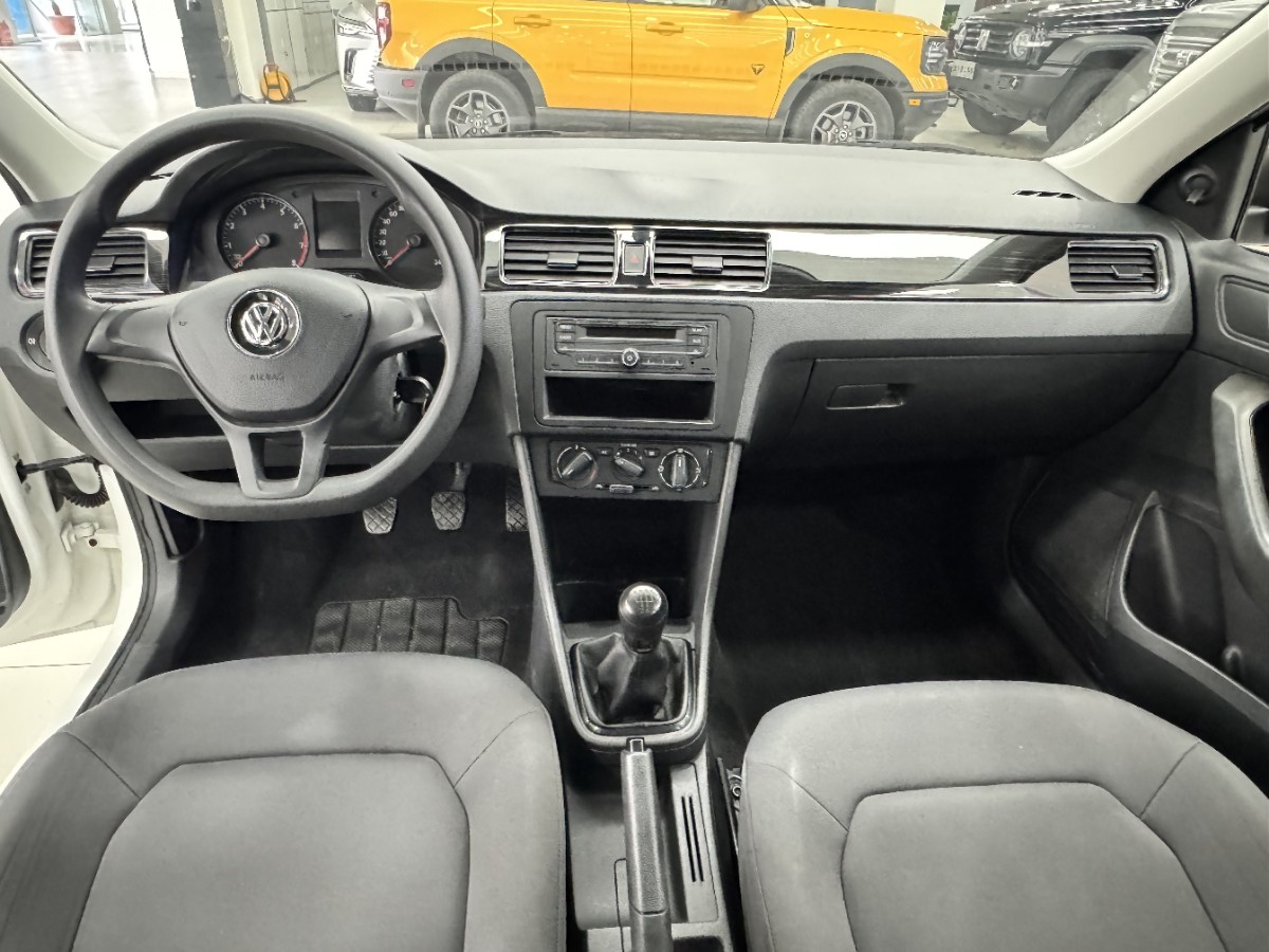 Volkswagen Santana 2018 car image #4