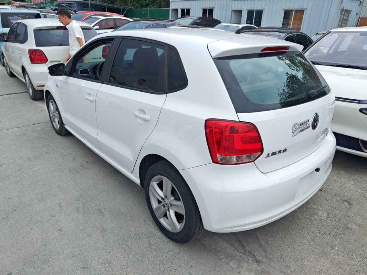 Volkswagen Polo 2012 #4 Volkswagen Polo 2012 car image #4