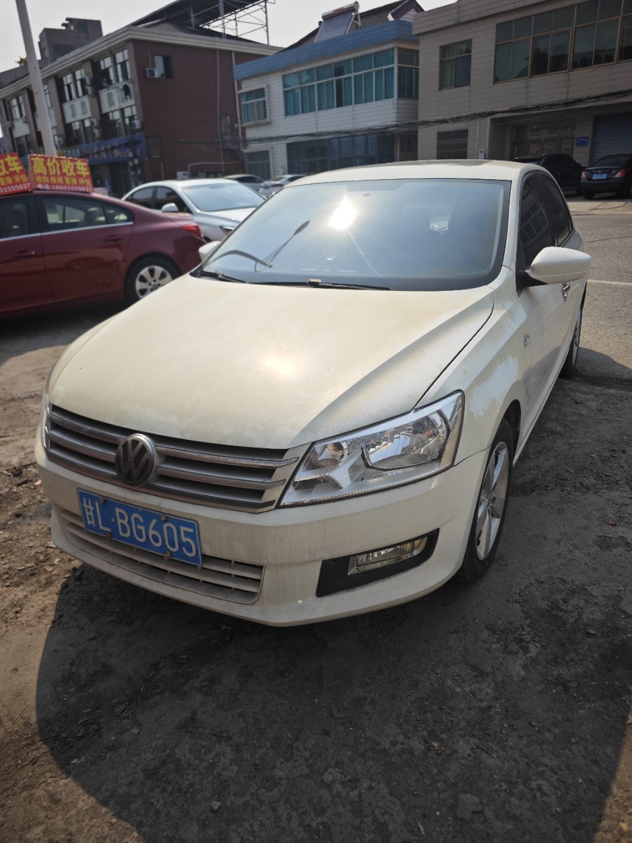 Volkswagen Santana 2015 car image 