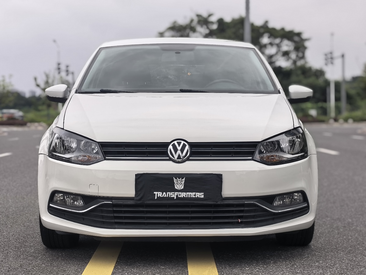 Volkswagen Polo 2015 #2 Volkswagen Polo 2015 car image #2