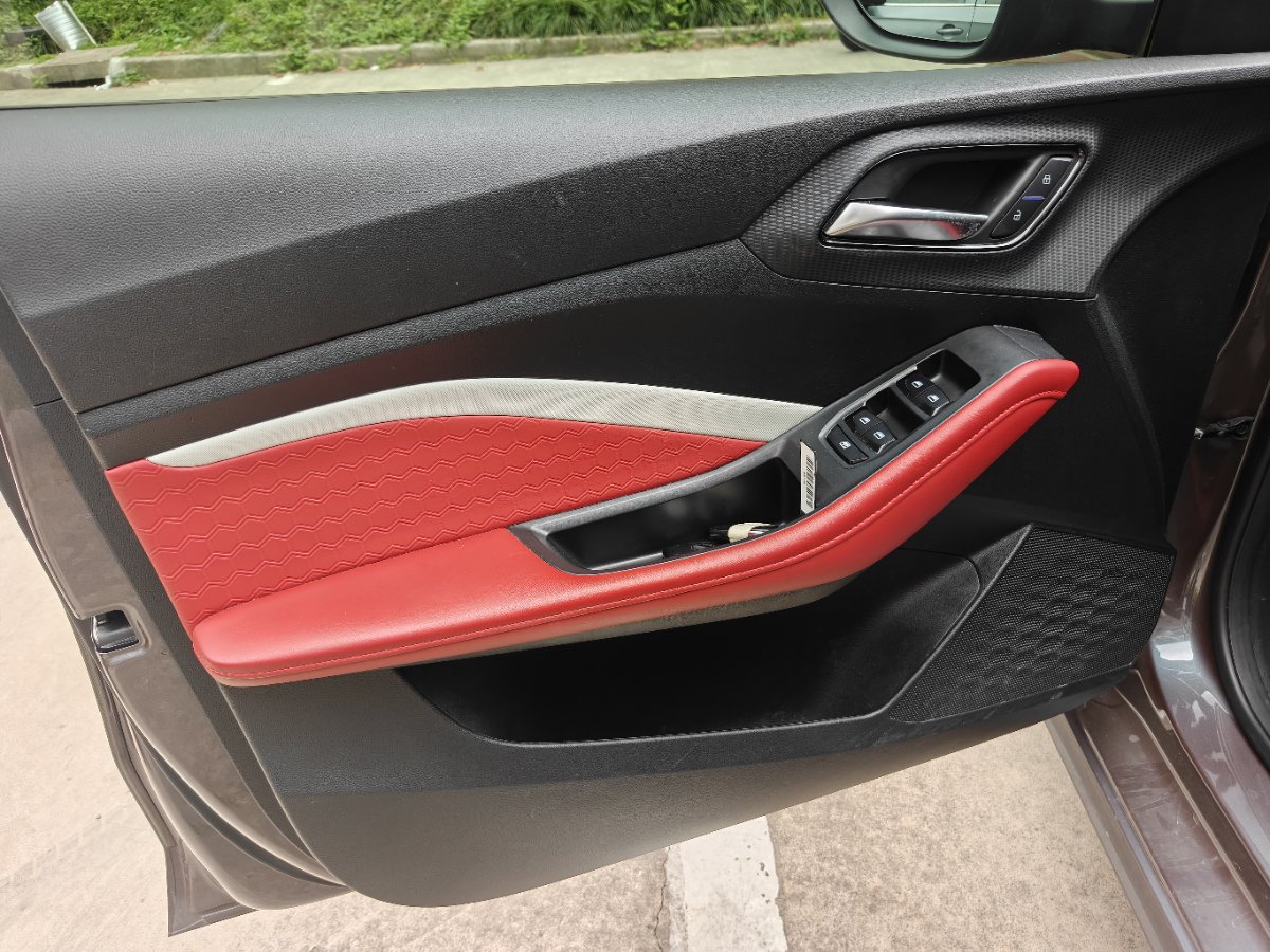 MG 5 2023 car image #2