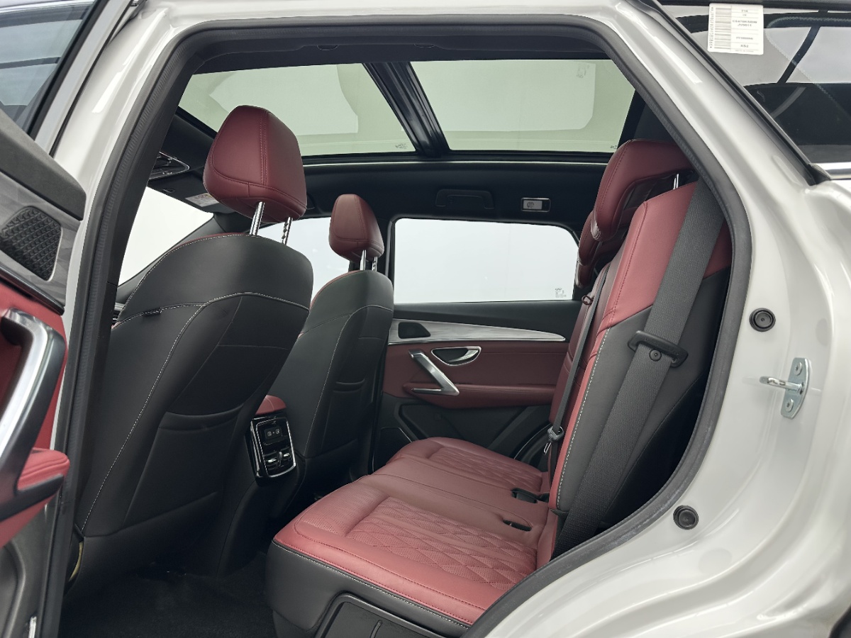 Jetour X70 PLUS 2023 #6 Jetour X70 PLUS 2023 car image #6