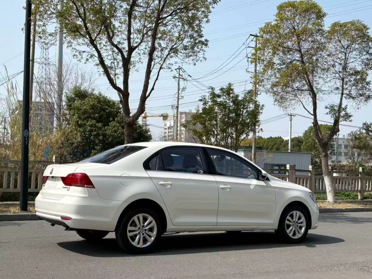 Volkswagen Santana 2017 car image #9