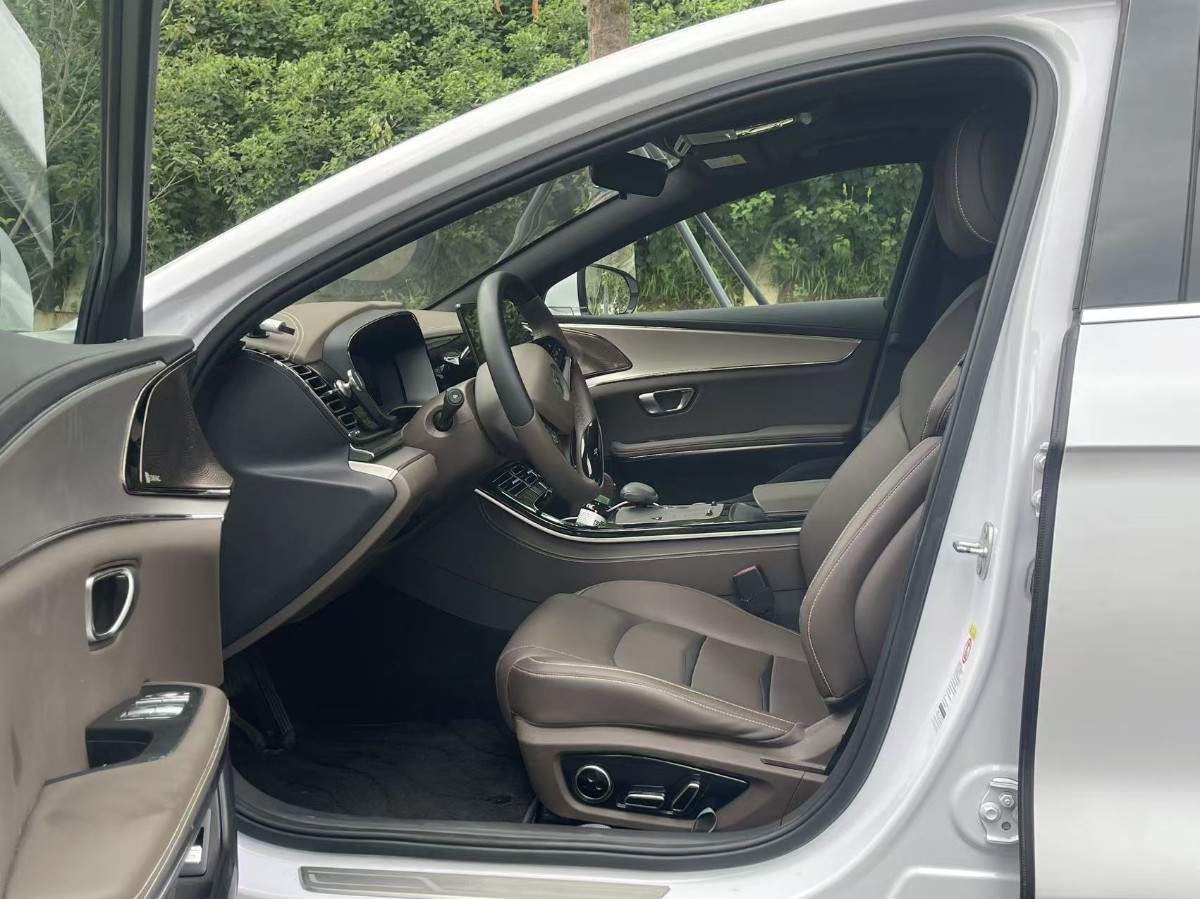 BYD Han 2021 car image #2