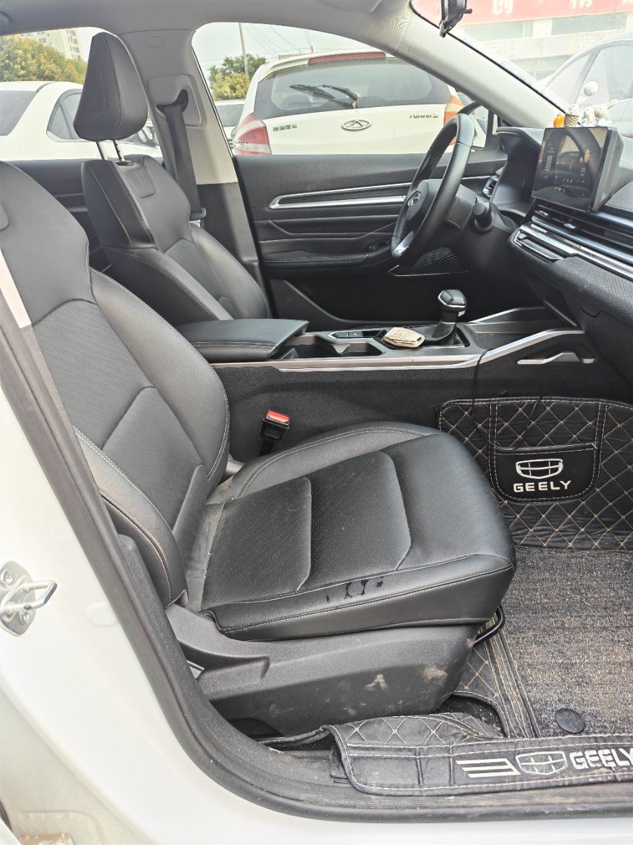 GEELY Emgrand 2022 #9 GEELY Emgrand 2022 car image #9